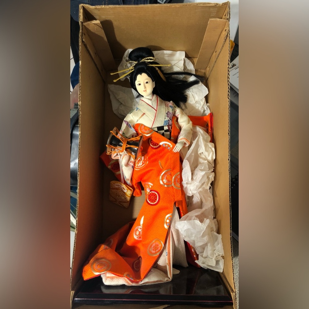 Beautiful Collection Doll with Box - Picture 5 of 7